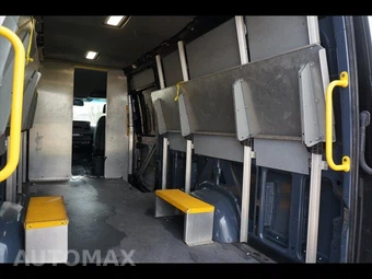 2019 Mercedes-Benz Sprinter 2500 2500 - miniatura 18