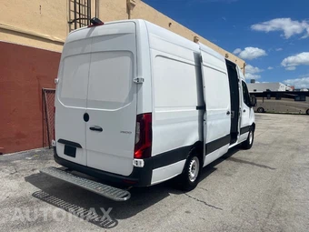 2019 Mercedes-Benz Sprinter 2500 Base - miniatura 7