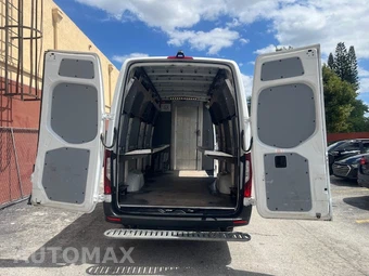 2019 Mercedes-Benz Sprinter 2500 Base - miniatura 9