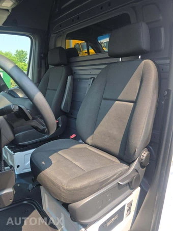 2019 Mercedes-Benz Sprinter 2500 Cargo Van High Roof 170.0" WB - miniatura 6