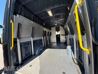 2019 Mercedes-Benz Sprinter 2500 Cargo Van High Roof 170.0" WB - miniatura 10