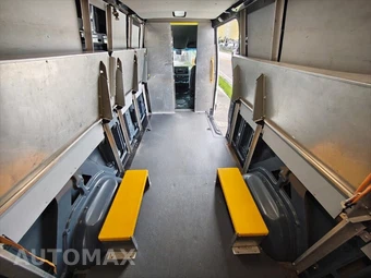 2019 Mercedes-Benz Sprinter 2500 Cargo Van High Roof 170.0" WB - miniatura 29