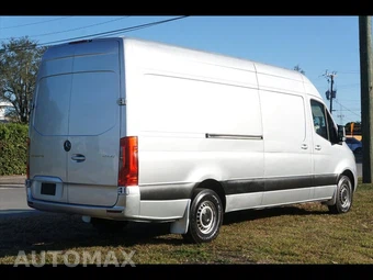 2019 Mercedes-Benz Sprinter 2500 Cargo Van High Roof 170.0" WB - miniatura 7