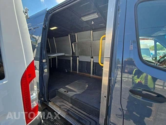 2019 Mercedes-Benz Sprinter 2500 Cargo Van High Roof 170.0" WB - miniatura 16