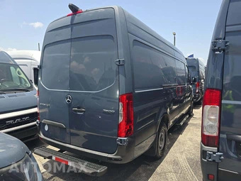 2019 Mercedes-Benz Sprinter 2500 Cargo Van High Roof 170.0" WB - miniatura 3
