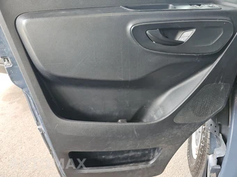 2019 Mercedes-Benz Sprinter 2500 Cargo Van High Roof 170.0" WB – miniatura 9