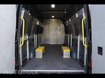 2019 Mercedes-Benz Sprinter 2500 Cargo Van High Roof 170.0" WB - miniatura 17