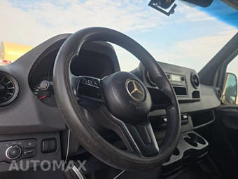 2019 Mercedes-Benz Sprinter 2500 Cargo Van High Roof 170.0" WB – miniatura 10