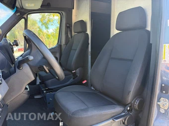 2019 Mercedes-Benz Sprinter 2500 Cargo Van High Roof 170.0" WB - miniatura 17