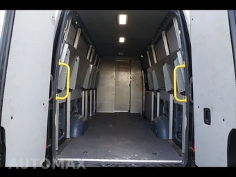 2019 Mercedes-Benz Sprinter 2500 Cargo Van High Roof 170.0" WB - miniatura 19