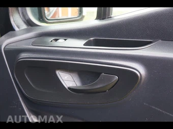 2019 Mercedes-Benz Sprinter 2500 Cargo Van High Roof 170.0" WB - miniatura 31