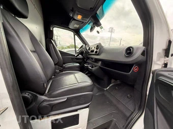 2019 Mercedes-Benz Sprinter 2500 Cargo Van High Roof 170.0" WB - miniatura 10