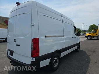 2019 Mercedes-Benz Sprinter 2500 Cargo Van Standard Roof 144.0" WB - miniatura 3