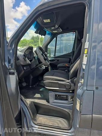 2019 Mercedes-Benz Sprinter 2500 Cargo Van Standard Roof 144.0" WB - miniatura 6