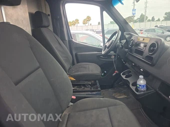 2019 Mercedes-Benz Sprinter 2500 Crew Van High Roof 144.0" WB – miniatura 8