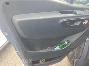 2019 Mercedes-Benz Sprinter 2500 Crew Van High Roof 144.0" WB – miniatura 9