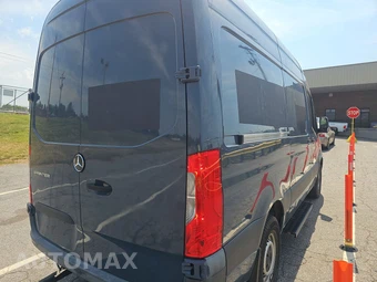 2019 Mercedes-Benz Sprinter 2500 Crew Van High Roof 144.0" WB - miniatura 4