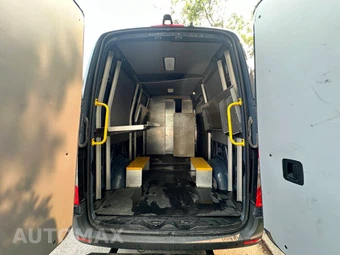 2019 Mercedes-Benz Sprinter 2500 Crew Van High Roof 144.0" WB - miniatura 14