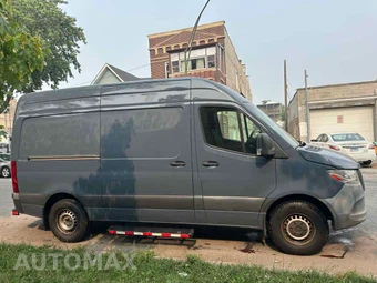 2019 Mercedes-Benz Sprinter 2500 Crew Van High Roof 144.0" WB - miniatura 9