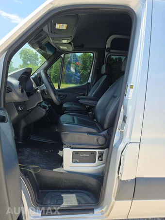 2019 Mercedes-Benz Sprinter 2500 Passenger Van High Roof 144.0" WB - miniatura 6
