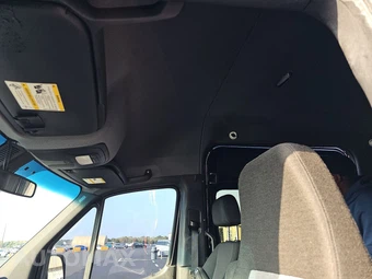 2019 Mercedes-Benz Sprinter 2500 Passenger Van High Roof 170.0" WB - miniatura 19