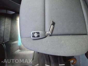 2019 Mercedes-Benz Sprinter 3500 Cargo Van DRW High Roof 170.0" WB – miniatura 8