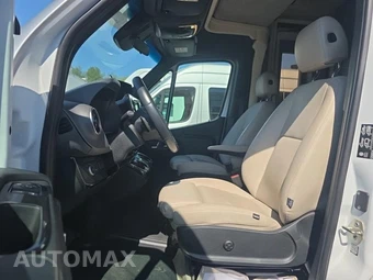 2019 Mercedes-Benz Sprinter 3500XD Cab Chassis – miniatura 13