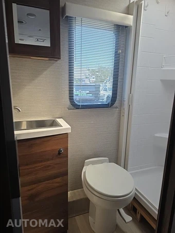 2019 Mercedes-Benz Sprinter 3500XD Cab Chassis – miniatura 27