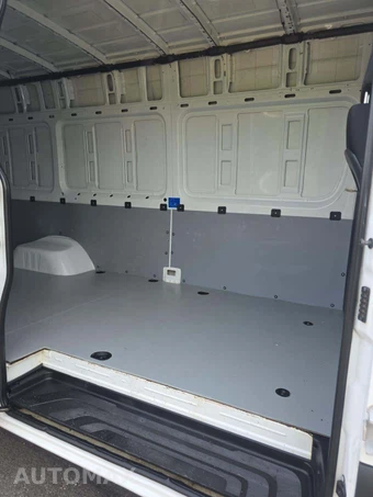 2019 Mercedes-Benz Sprinter 4500 Cargo Van DRW High Roof 170.0" WB - miniatura 14