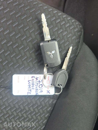 2019 Mitsubishi Eclipse Cross ES – miniatura 8
