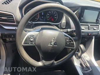 2019 Mitsubishi Eclipse Cross ES – miniatura 10