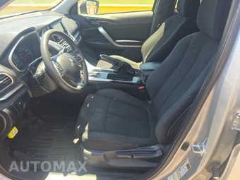 2019 Mitsubishi Eclipse Cross ES – miniatura 7