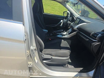2019 Mitsubishi Eclipse Cross ES – miniatura 8