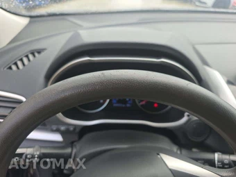 2019 Mitsubishi Eclipse Cross LE – miniatura 19