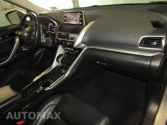 2019 Mitsubishi Eclipse Cross SEL – miniatura 14
