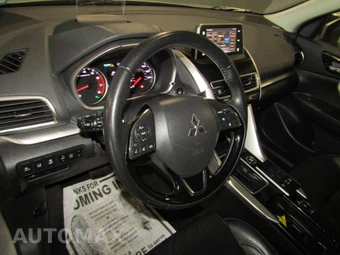 2019 Mitsubishi Eclipse Cross SEL – miniatura 9
