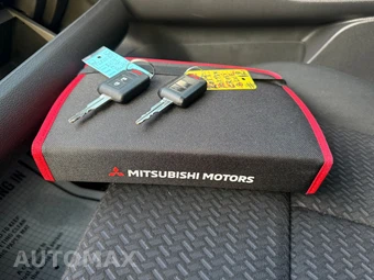 2019 Mitsubishi Eclipse Cross SP - miniatura 105