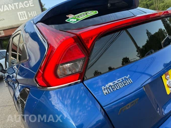 2019 Mitsubishi Eclipse Cross SP - miniatura 129