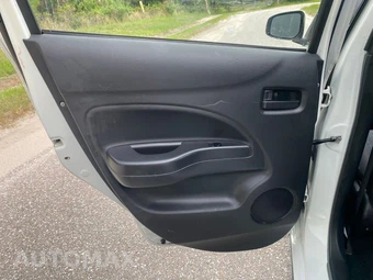 2019 Mitsubishi Mirage ES – miniatura 20