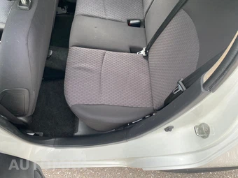 2019 Mitsubishi Mirage ES – miniatura 24