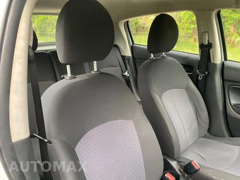2019 Mitsubishi Mirage ES – miniatura 29