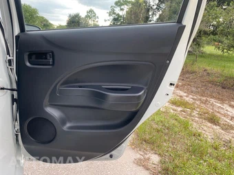 2019 Mitsubishi Mirage ES – miniatura 31