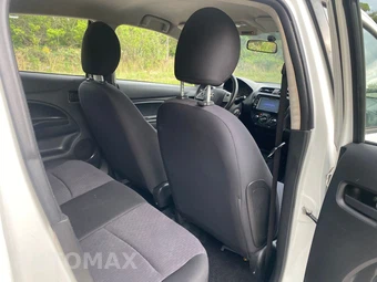 2019 Mitsubishi Mirage ES – miniatura 33