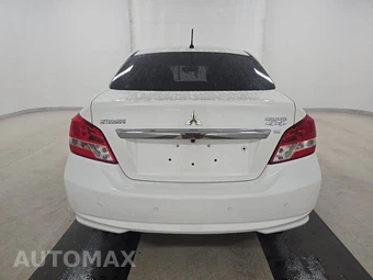 2019 Mitsubishi Mirage G4 SE – miniatura 5