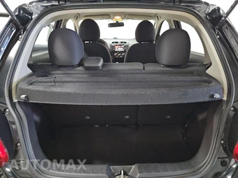 2019 Mitsubishi Mirage LE – miniatura 16