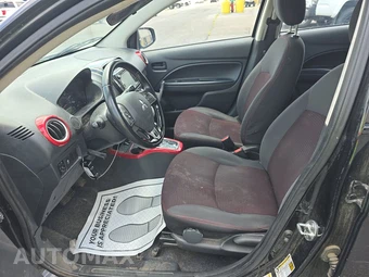 2019 Mitsubishi Mirage LE - miniatura 7
