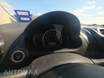 2019 Mitsubishi Mirage SE – miniatura 12