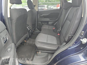 2019 Mitsubishi Outlander ES – miniatura 13