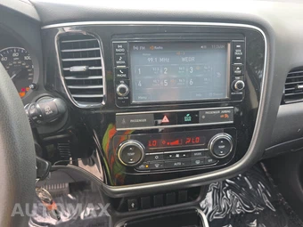 2019 Mitsubishi Outlander ES - miniatura 11