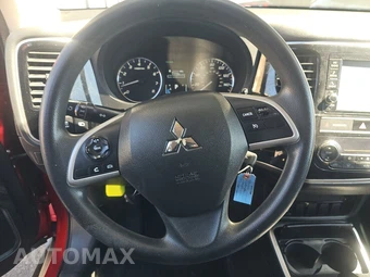 2019 Mitsubishi Outlander ES – miniatura 10